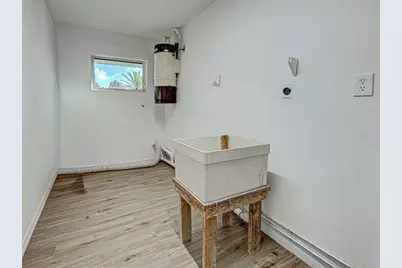 425 Morrison Avenue, Englewood, FL 34223 - Photo 9