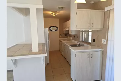 22236 Montrose Avenue, Port Charlotte, FL 33952 - Photo 7