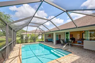 29 Clubhouse Pl, Rotonda West, FL 33947 - Photo 7