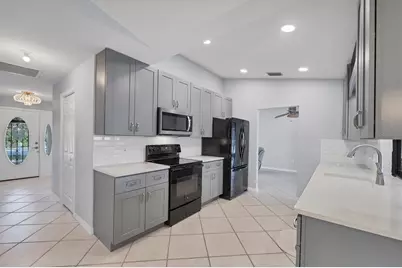 12411 Cole Avenue, Port Charlotte, FL 33981 - Photo 15