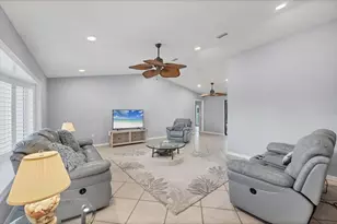 12411 Cole Ave, Port Charlotte, FL 33981 - Photo 11