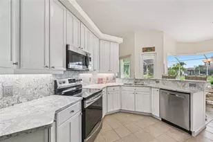 105 Abercrombie Ave, Englewood, FL 34223 - Photo 5