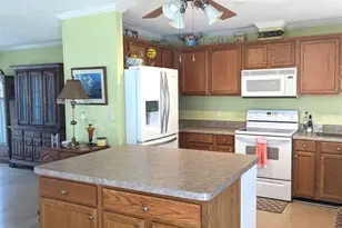 2100 Kings Hwy, Port Charlotte, FL 33980 - Photo 9