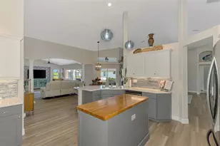 795 Boundary Blvd, Rotonda West, FL 33947 - Photo 19