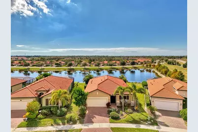 10196 Crooked Creek Drive, Venice, FL 34293 - Photo 7