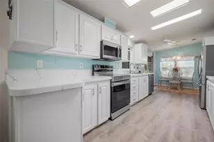 6070 Shearwater Dr, Englewood, FL 34224 - Photo 21