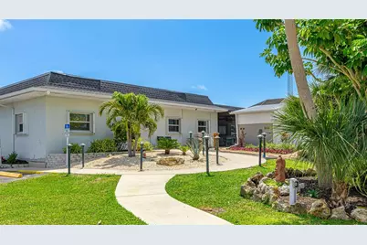 60 S Easter Island Circle, Englewood, FL 34223 - Photo 37