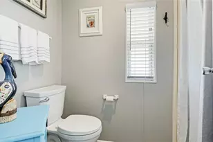 60 S Easter Island Cir, Englewood, FL 34223 - Photo 23