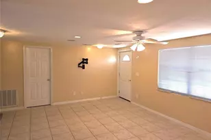 1160 Sharlo Cir, Englewood, FL 34224 - Photo 9