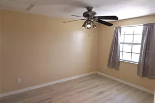 1160 Sharlo Cir, Englewood, FL 34224 - Photo 5