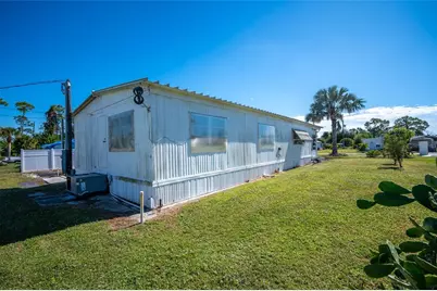 2070 Essence Avenue, Englewood, FL 34224 - Photo 23