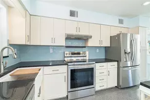 2835 N Beach Rd, Englewood, FL 34223 - Photo 15