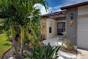 611 Chestnut Ln, Englewood, FL 34223 - Photo 3