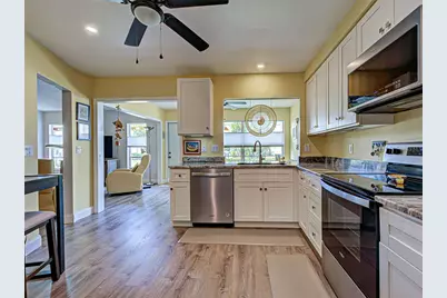 611 Chestnut Lane, Englewood, FL 34223 - Photo 21