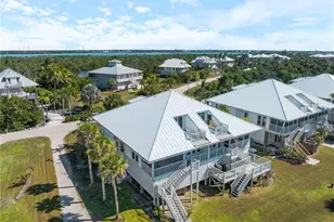 7104 Palm Island Dr, Placida, FL 33946 - Photo 19