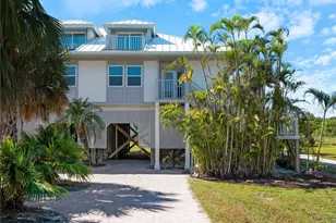 7104 Palm Island Dr, Placida, FL 33946 - Photo 7