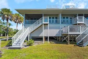 7104 Palm Island Dr, Placida, FL 33946 - Photo 13