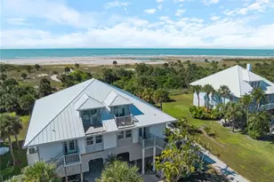 7104 Palm Island Dr, Placida, FL 33946 - Photo 11