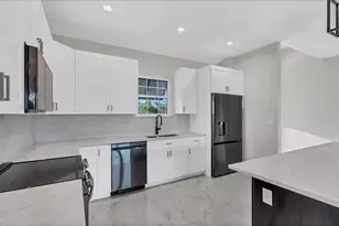 242 Brig Cir W, Placida, FL 33946 - Photo 11
