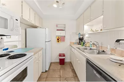 24 Quails Run Boulevard #5, Englewood, FL 34223 - Photo 9