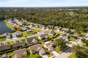 324 Falling Waters Ln, Englewood, FL 34223 - Photo 33