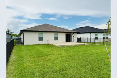 4034 San Clemente Court, North Fort Myers, FL 33917 - Photo 9