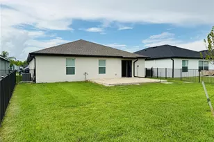 4034 San Clemente Ct, North Fort Myers, FL 33917 - Photo 9