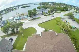 710 Albee Rd W, Nokomis, FL 34275 - Photo 3