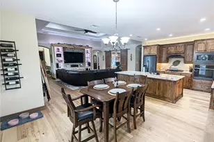 710 Albee Rd W, Nokomis, FL 34275 - Photo 15