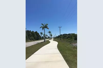 9412 Hallendale Drive, Port Charlotte, FL 33981 - Photo 7