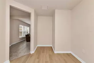 19210 Mangieri St, Venice, FL 34293 - Photo 9