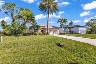 278 Antis Dr, Rotonda West, FL 33947 - Photo 3