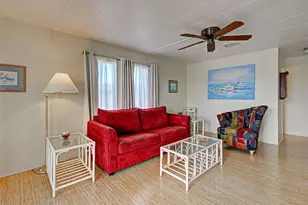 16 N Botany Bay Cir, Englewood, FL 34223 - Photo 17