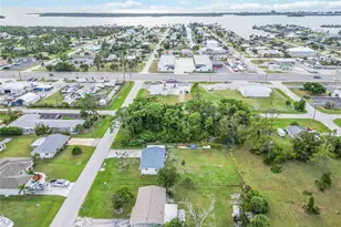 2032 Pennsylvania Ave, Englewood, FL 34224 - Photo 29