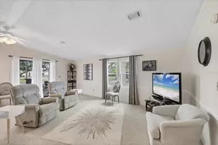 827 Tangerine Woods Blvd, Englewood, FL 34223 - Photo 9