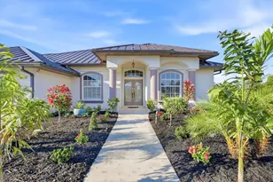 646 Boundary Blvd, Rotonda West, FL 33947 - Photo 5