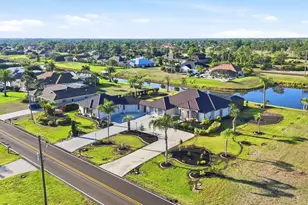 646 Boundary Blvd, Rotonda West, FL 33947 - Photo 7