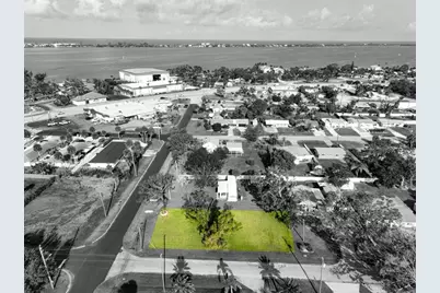 140 Riverview Avenue, Englewood, FL 34223 - Photo 1