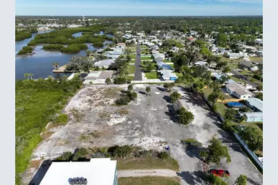 1460 S McCall Road #B, Englewood, FL 34223 - Photo 5