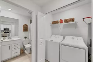 12520 Galapagos Ct, Venice, FL 34293 - Photo 19
