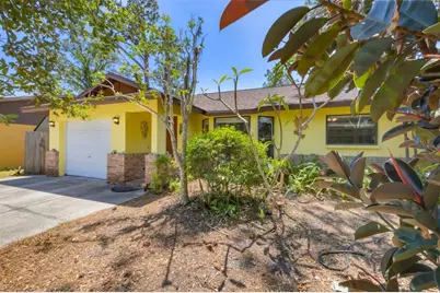 521 Artists Avenue, Englewood, FL 34223 - Photo 3