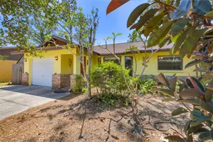 521 Artists Ave, Englewood, FL 34223 - Photo 3