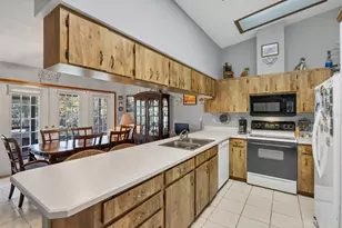 521 Artists Ave, Englewood, FL 34223 - Photo 13