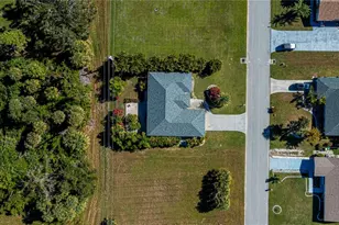 271 Annapolis Ln, Rotonda West, FL 33947 - Photo 57