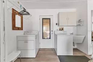 604 Chestnut Ln, Englewood, FL 34223 - Photo 25