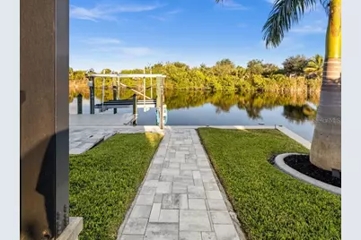 8130 Santa Cruz Drive, Port Charlotte, FL 33981 - Photo 33