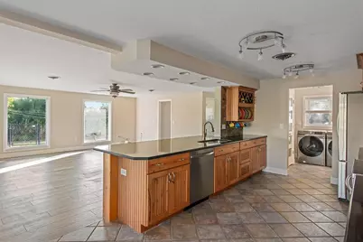 300 E Bay Heights Avenue, Englewood, FL 34223 - Photo 13