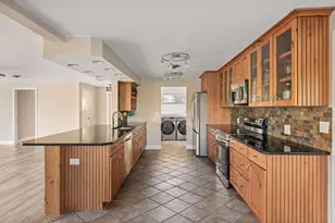 300 E Bay Heights Ave, Englewood, FL 34223 - Photo 13
