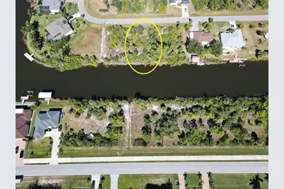 15706 Stuart Circle, Port Charlotte, FL 33981 - Photo 9