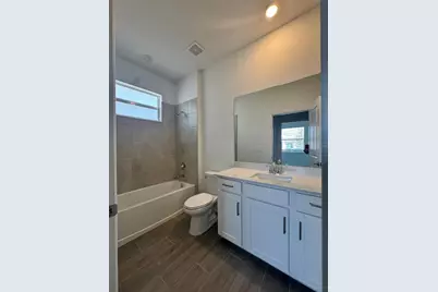 7897 Lakes Edge Lane, Port Charlotte, FL 33981 - Photo 17